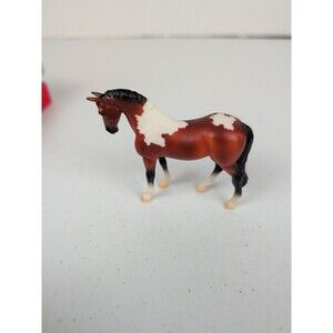 BREYER Stablemates Mystery Radiant Hills TSC #6232 Pinto Thoroughbred [A]